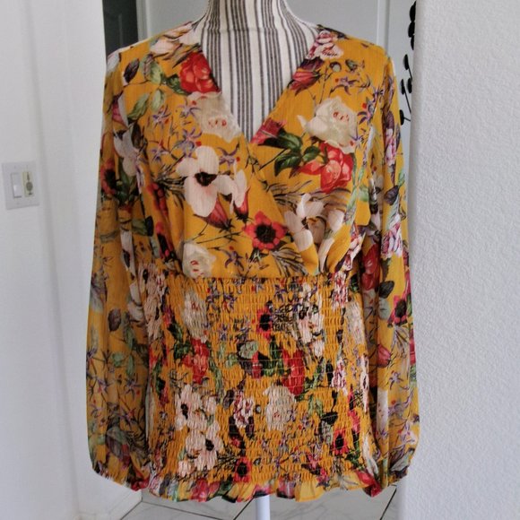 Like New INC Long Semi Sheer Sleeve Floral Print Surplice Blouse Top XL  0X 14 - Picture 4 of 15